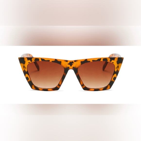 Tortoiseshell Sunglasses Sunnies - Picture 2 of 2